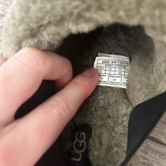 Ugg Olive Green Fuzzy Slippers - Picture 3 of 5